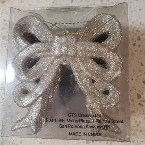 Rachel Zoe Gold Glitter Bow 4” Christmas Tree Ornaments Set of 6 NEW IN BOX